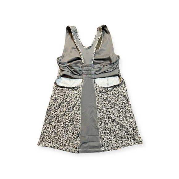 Lululemon Tone It Tank Size 6 Fleur Silver Spoon Ambient Gray Racerback - Picture 2 of 5